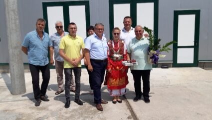 ВАНМАР 2000” откри нов производствен цех в с. Искра | Община Първомай