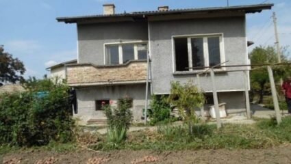 Продава се къща в село Медовина гр. Попово, Област Търговище ...