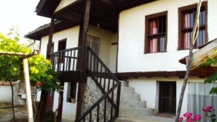 Продавам Къща с. Дюлево, Област Пазарджик - Pazarluk.com