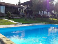 Къща за гости На Балкана - село Граматици, Община Елена