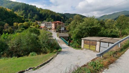 Правят нов мост над река Елховска в село Елховец