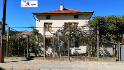 Продава КЪЩА в област Благоевград, с. Долна Градешница - 156 кв.м ...