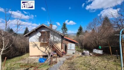 Продава ВИЛА, с. Цацаровци, област София област в Вили в с ...