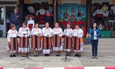 Първи фолклорен фестивал се състоя в село Нивянин, община Борован ...