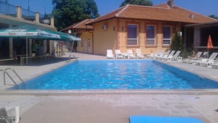 Хотел Еверест - село Червен, Община Асеновград