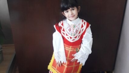 Мериам Помакова е на 4 години от село Любча, община Доспат, област ...