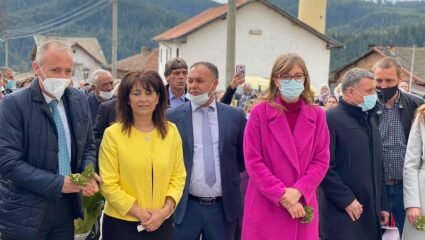 Днес бе открито изцяло новото училище в село Биркова, община ...