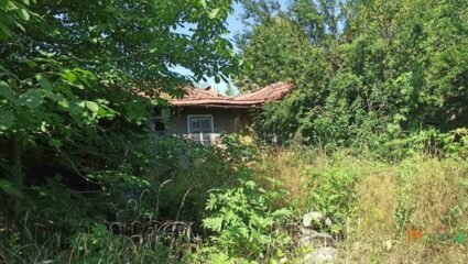 Къща, гр. Килифарево, община Велико Търново Двуетажна къща 112 кв ...