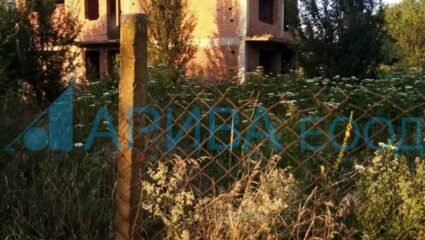 Къща в с. Средец, община Опан, област Стара Загора Двуетажна къща ...