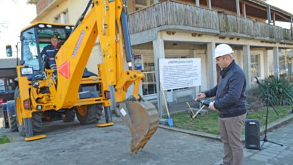 ПЪРВА КОПКА ПО ПРОЕКТ „РЕКОНСТРУКЦИЯ НА ВЪТРЕШНАТА ВОДОПРОВОДНА ...