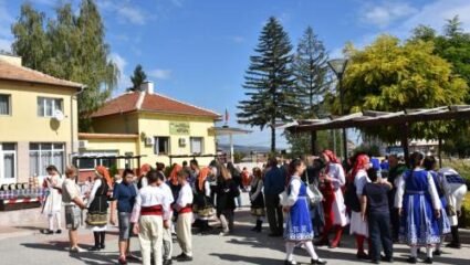Един различен Фолклорен фестивал “За пояс” в село Петърч – Община ...