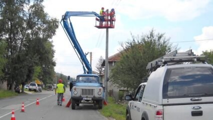 Десетки адреси в област Търговище с прекъсвания на тока ...