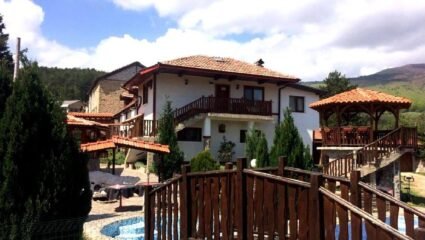 Комплекс Бозукови - Загражден | БгВаканциа.com