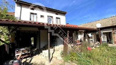 3 Имоти в Село Кметовци, Област Габрово за продажба