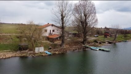 Парцел с проект близо до гр. Кюстендил за продажба. Двуетажна къща ...