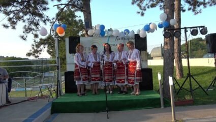 Музикалното богатство на село Батин - YouTube