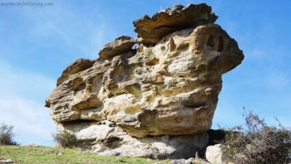 Thracian fortress in Asar Kaya area, Bulgaria / Тракийска крепост ...