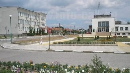 Общински център - Община Брусарци - Infocall.bg