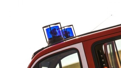 Покрив на къща горя в село Длъжка поляна – Новини Търговище