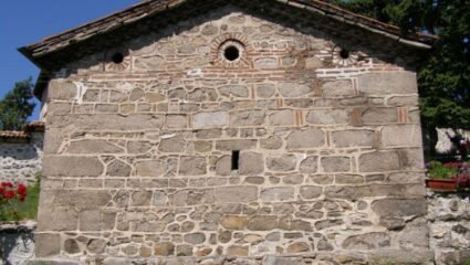 Църква „Св. Теодор Тирон и Теодор Стратилат” » Вила.бг ...