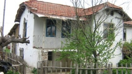 Село Вълча поляна - Снимки: Къща