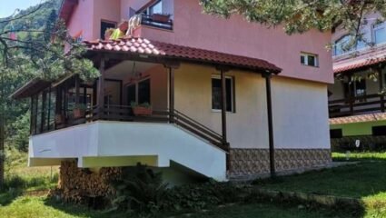 Вила Сестрите - град Гоце Делчев, Област Благоевград