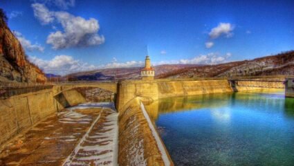 Нощувки на язовир Александър Стамболийски в търговски комплекс ...