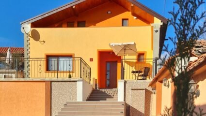 Къща за гости Балкански рай - село Бяла, Община Сливен