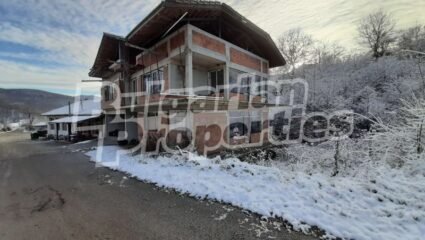 Продава КЪЩА, с. Каменари, област Велико Търново в Къщи в с ...