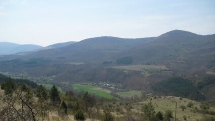 село Враня стена - Земен