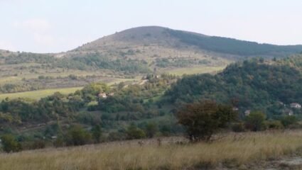 с.Ярославци - Град Брезник