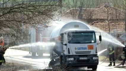 Цистерна с газ пламна в димитровградското село Горски извор ...