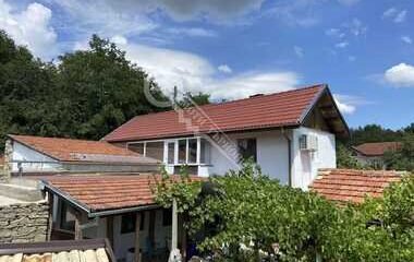 Имоти в Село Ялово, Област Велико Търново за продажба