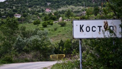 Костур - на картата на Антарктика - Вестник 